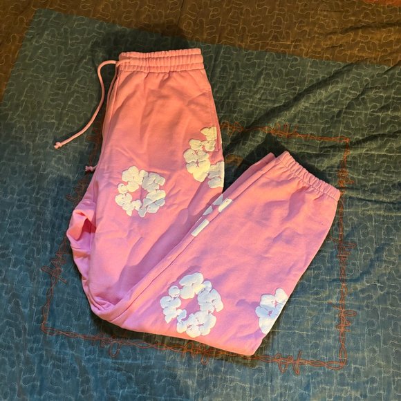 Denim Tears The Cotton Wreath Sweatpants Pink - Picture 2 of 6